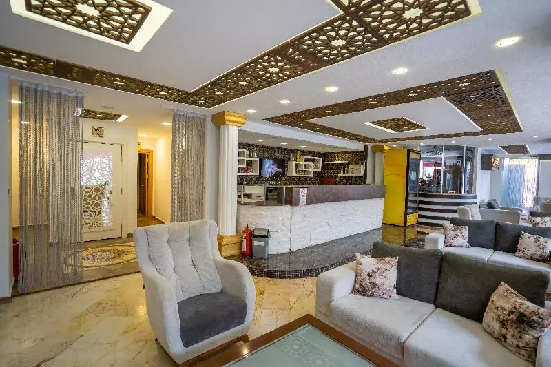 Fotos del hotel Mevre:  4