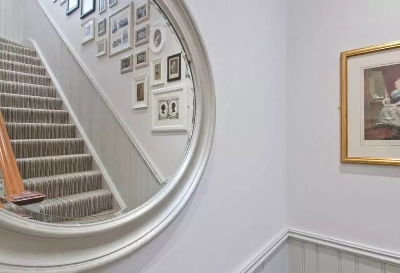 Fotos del hotel W12 Rooms:  18