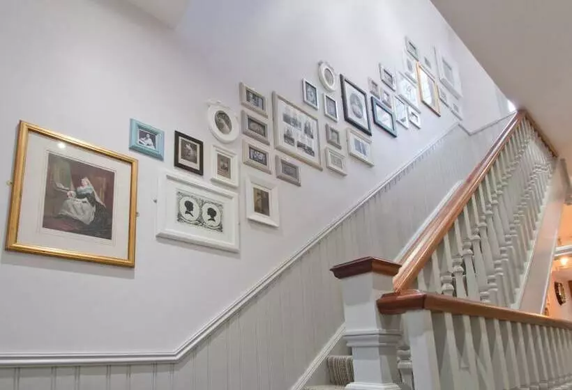 Fotos del hotel W12 Rooms:  12