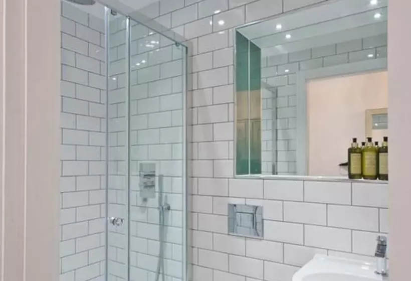 Fotos del hotel W12 Rooms:  9