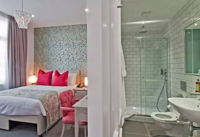 Fotos del hotel W12 Rooms:  25