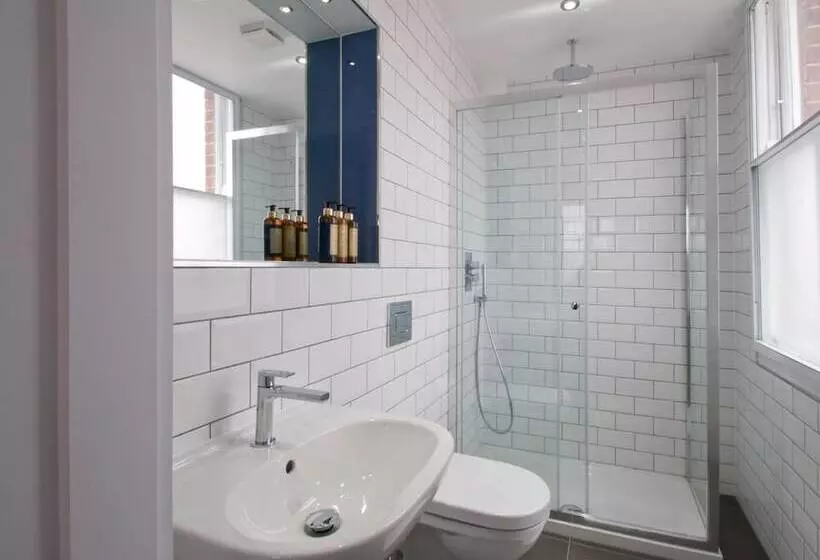 Fotos del hotel W12 Rooms:  19