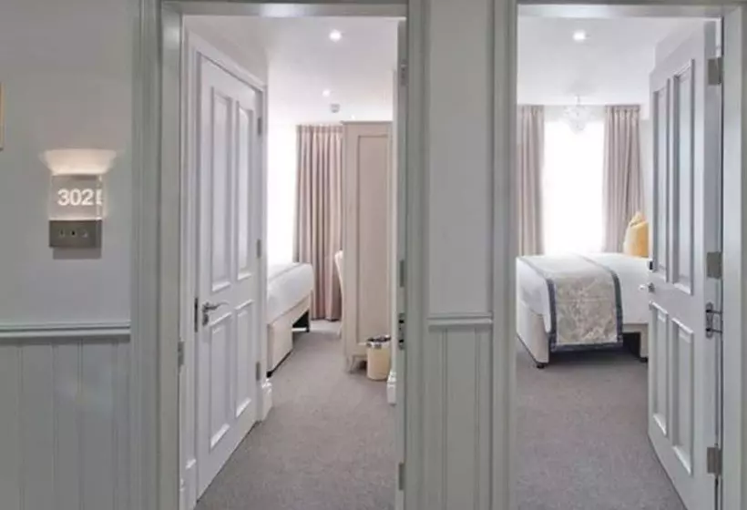 Fotos del hotel W12 Rooms:  17