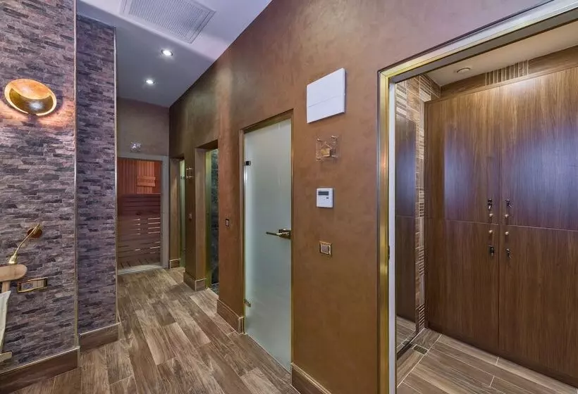 Fotos del hotel The Million Stone Hotel  Special Category:  8