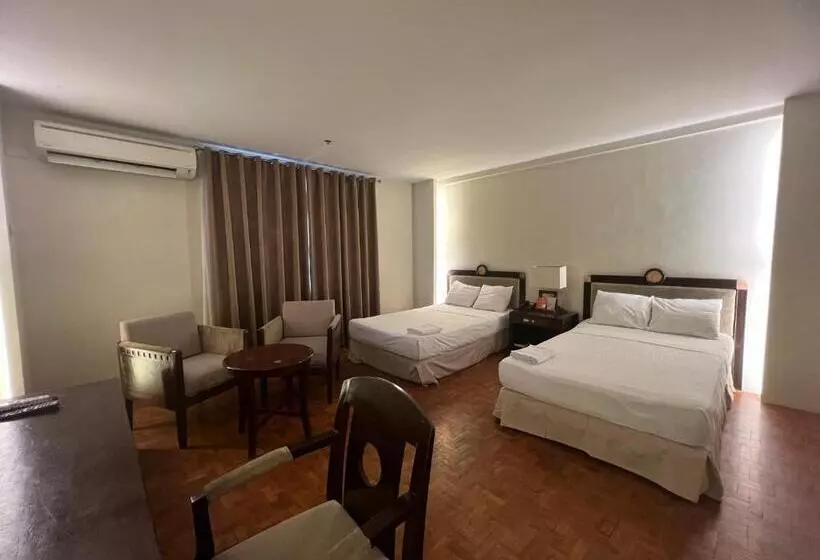 Fotos del hotel Century Plaza:  8