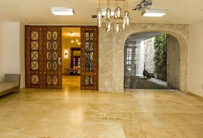 Fotos del hotel Arsenal:  3