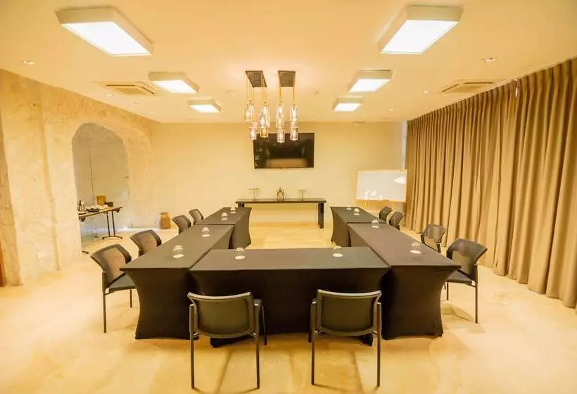 Fotos del hotel Arsenal:  5