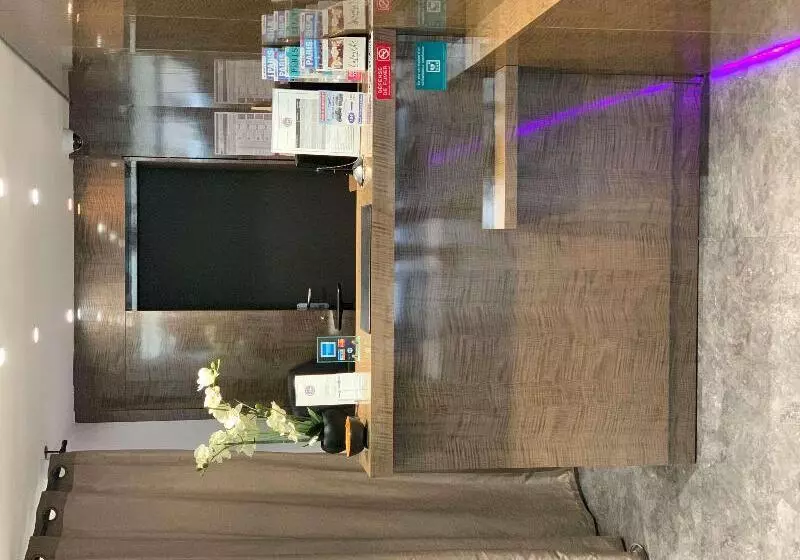 Fotos del hotel Hôtel De La Gaîté:  16