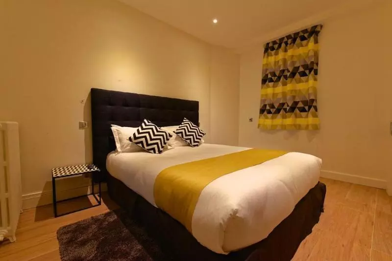 Fotos del hotel Hôtel De La Gaîté:  17