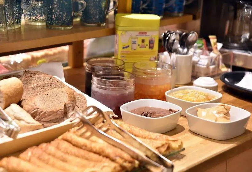 Fotos del hotel Elanaz:  2