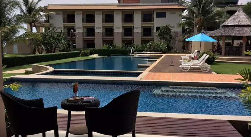 Fotos del hotel Lanta Pura Beach Resort:  19