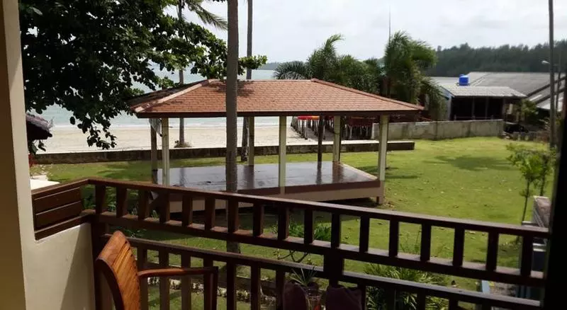 Fotos del hotel Lanta Pura Beach Resort:  25