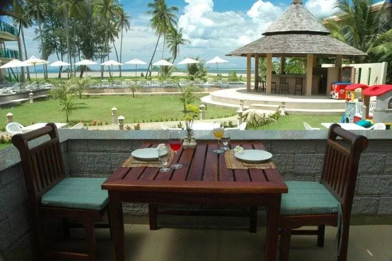 Fotos del hotel Lanta Pura Beach Resort:  12