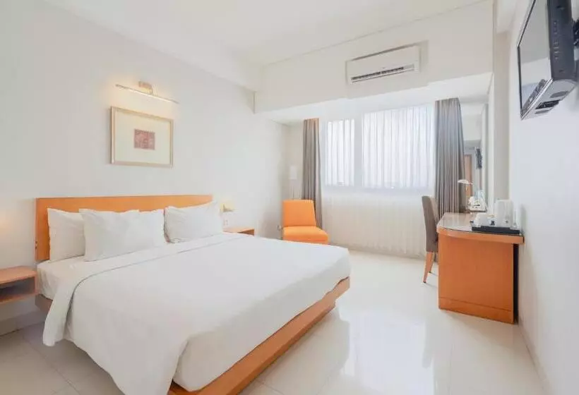 Fotos del hotel Santika Jemursari:  13