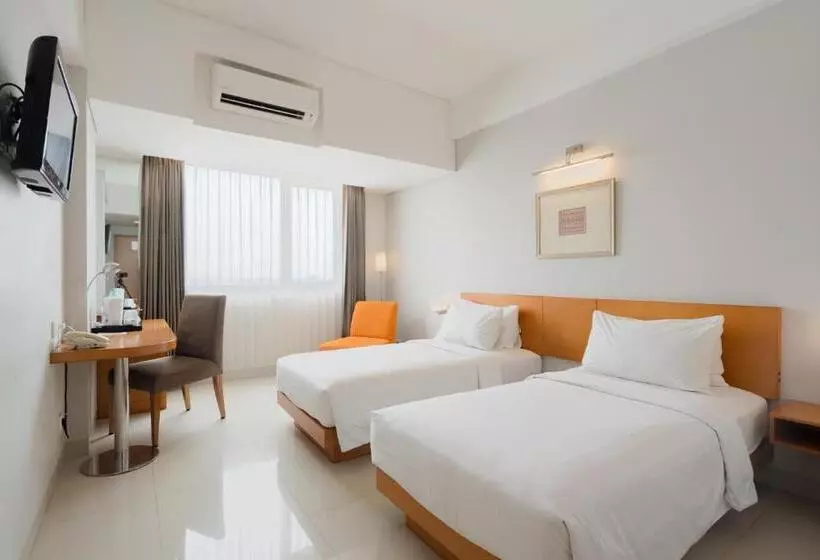 Fotos del hotel Santika Jemursari:  19