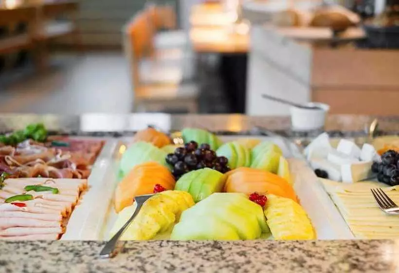 Fotos del hotel Raphael Hotel Wälderhaus:  6