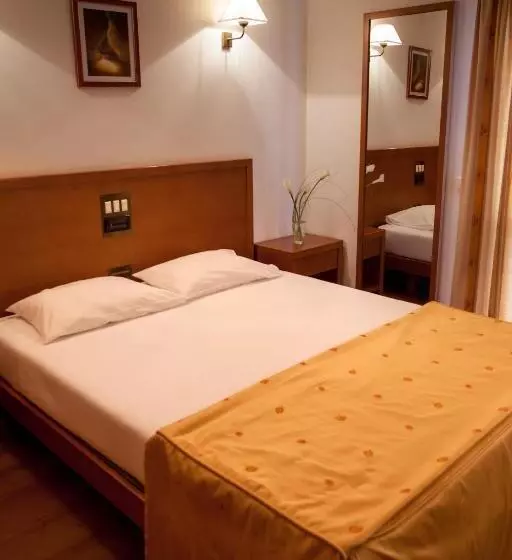 Fotos del hotel Santa Mafalda:  4