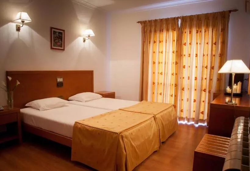 Fotos del hotel Santa Mafalda:  6