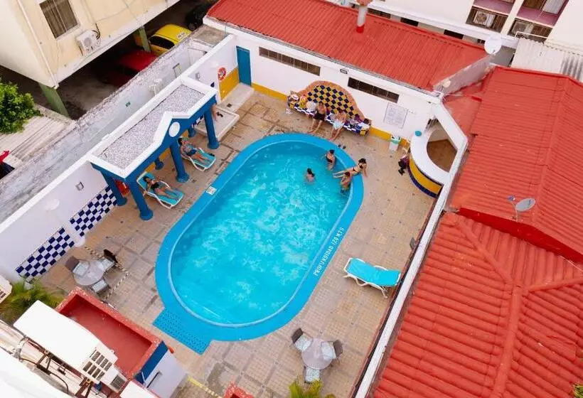 Fotos del hotel Máses Edmar:  3