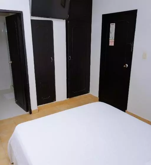 Fotos del hotel Máses Edmar:  18