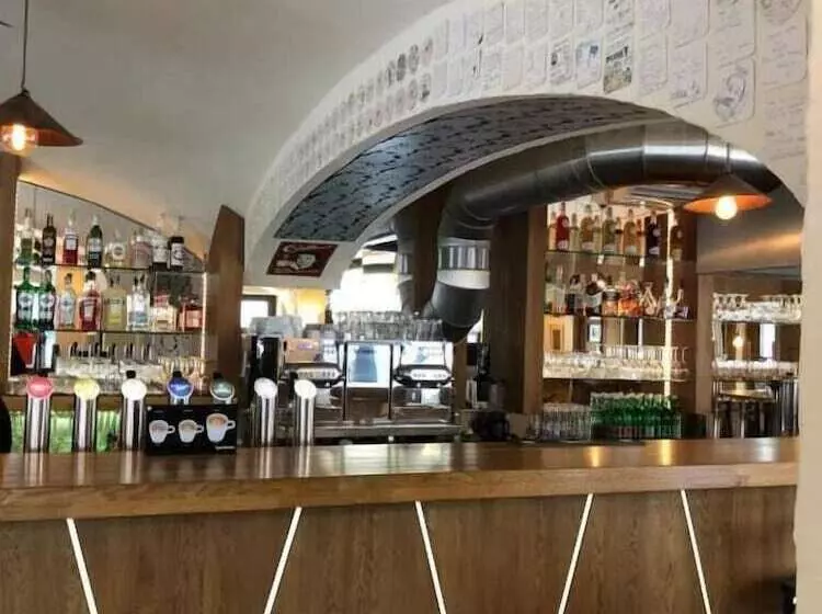 Fotos del hotel U Schnellu:  13