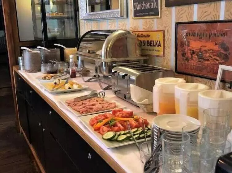 Fotos del hotel U Schnellu:  22