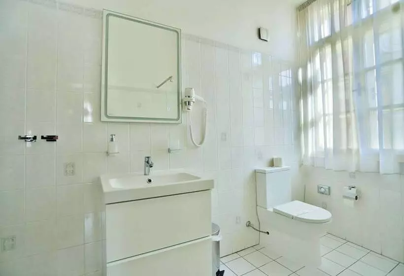 Fotos del hotel U Schnellu:  14