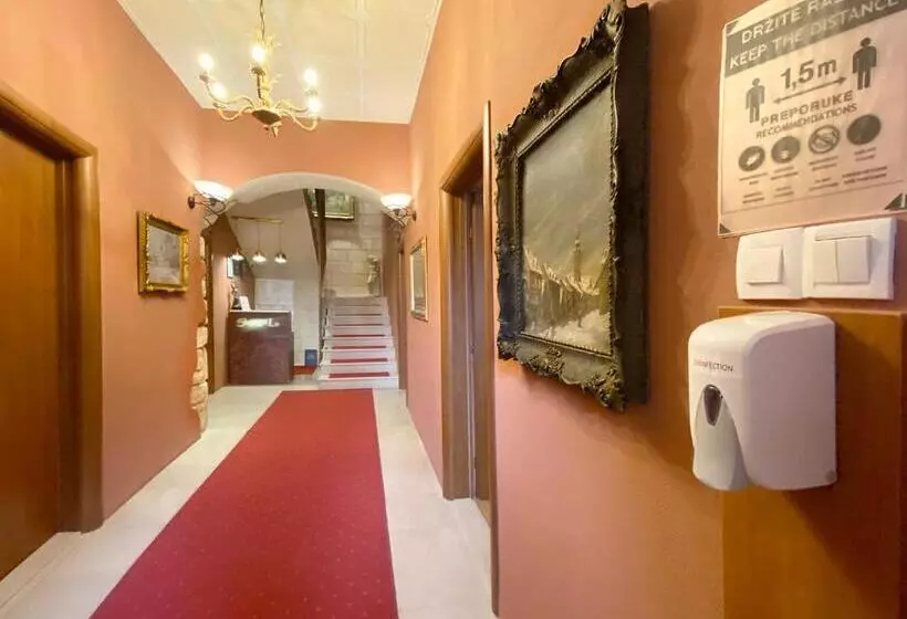 Fotos del hotel Shangri La Mansion:  2