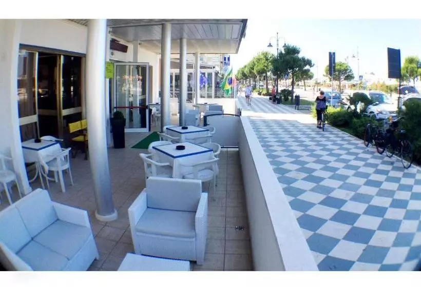 Fotos del hotel Ariston:  5