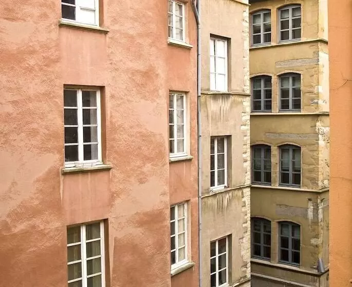 Fotos del hotel Le Petit Tramassac:  7