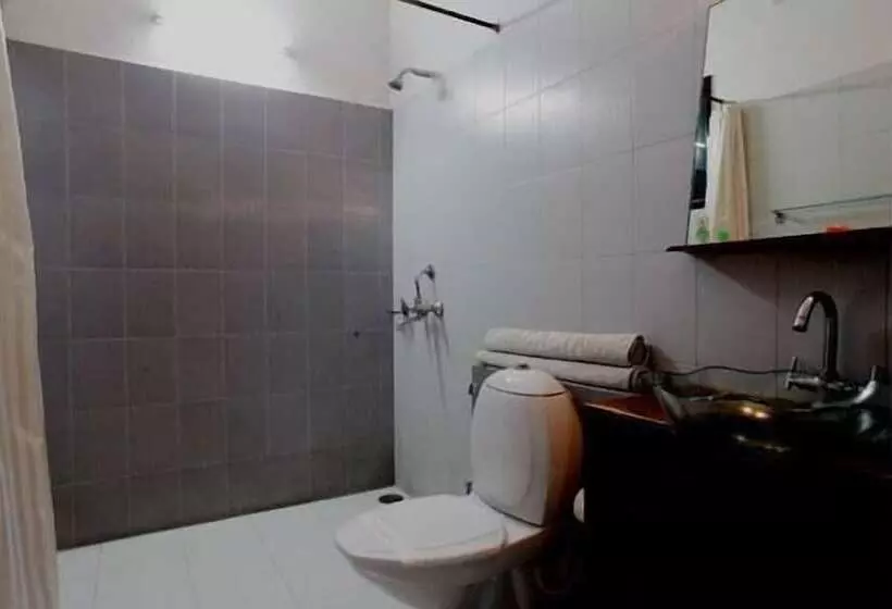 Fotos del hotel Acacia Inn:  5