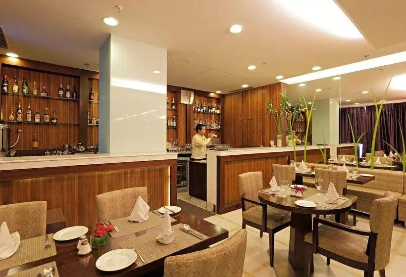 Fotos del hotel Country Inn & Suites By Radisson, Delhi Saket:  2