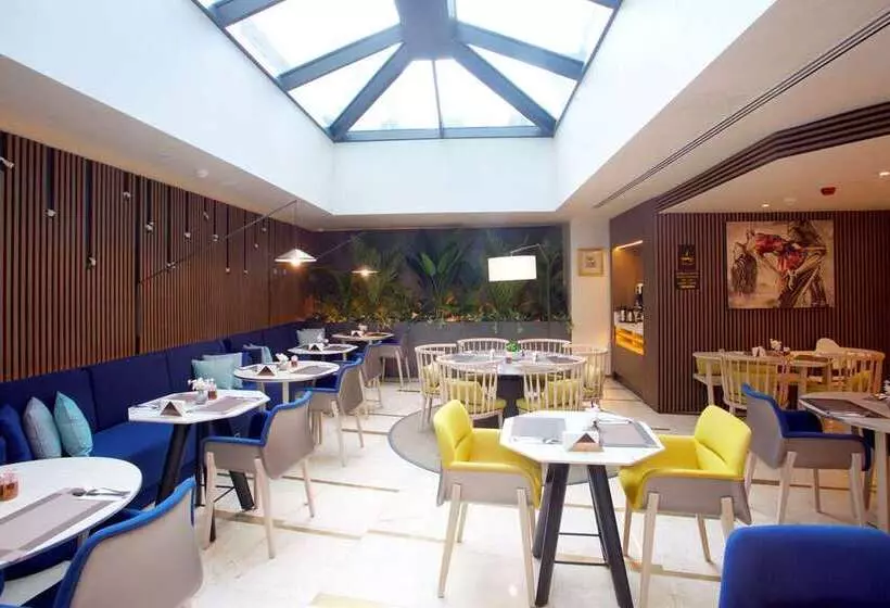 Fotos del hotel Hampton By Hilton Istanbul Old City:  4