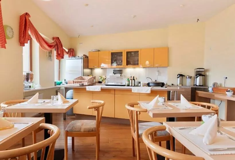 Fotos del hotel Bohemia By Vivere Stays:  6