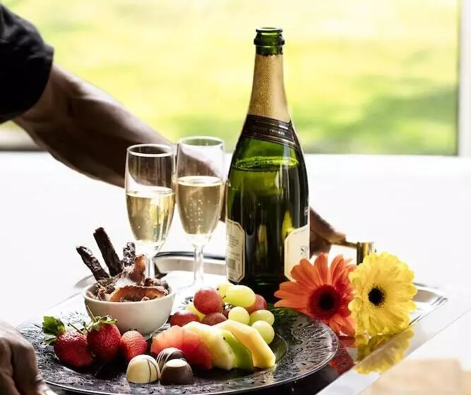 Fotos del hotel Cedarwoods Of Sandton:  23