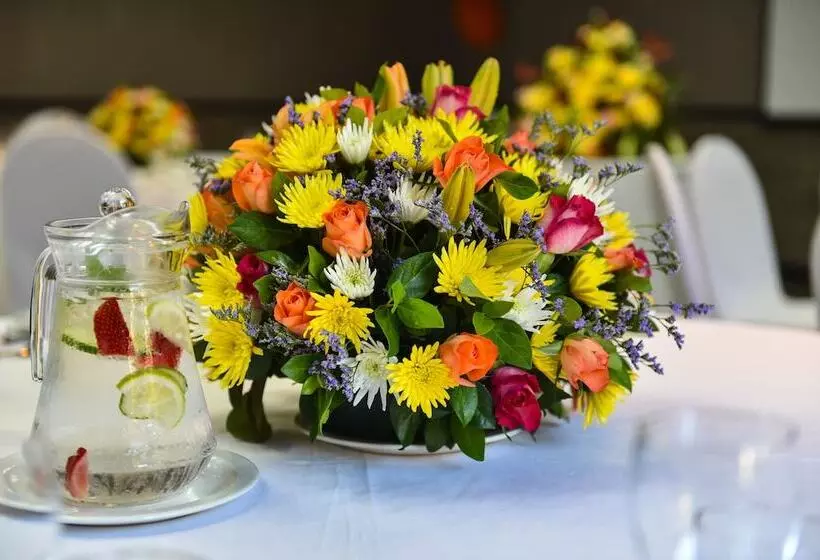 Fotos del hotel Cedarwoods Of Sandton:  15