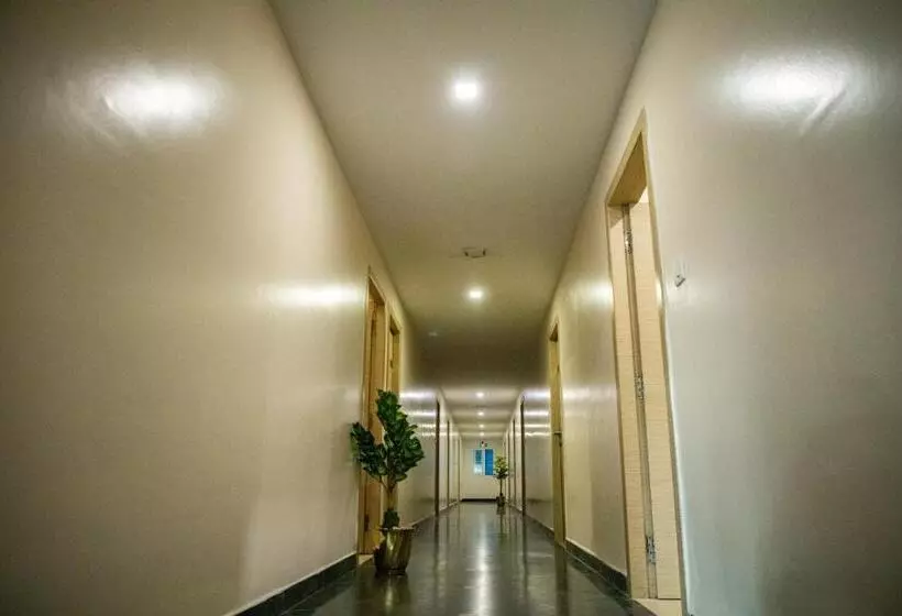 Fotos del hotel Fab Arunaachalaa Residency:  4