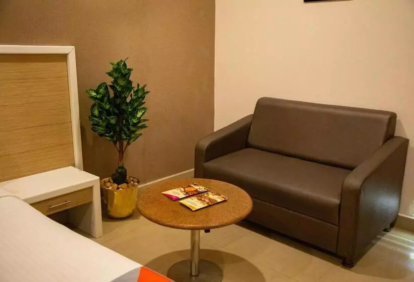 Fotos del hotel Fab Arunaachalaa Residency:  3