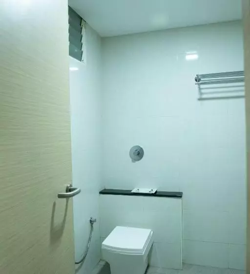 Fotos del hotel Fab Arunaachalaa Residency:  25