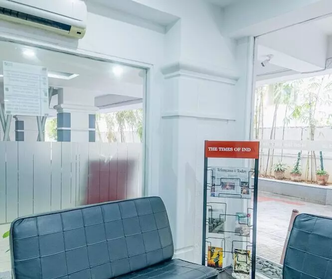 Fotos del hotel At Home Apartment:  10