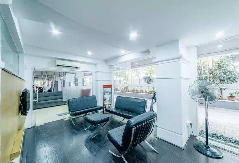 Fotos del hotel At Home Apartment:  4