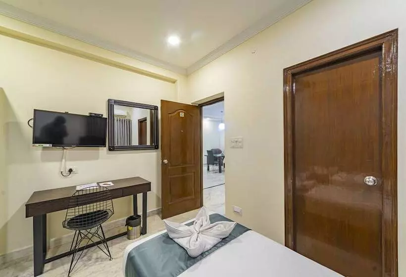 Fotos del hotel At Home Apartment:  15