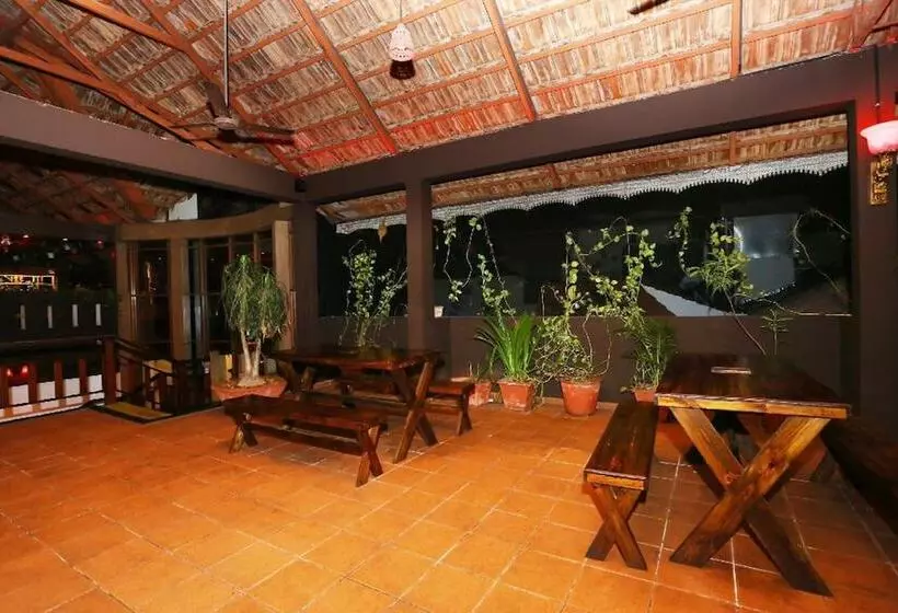 Fotos del hotel Capital O 37763 Bright Heritage:  6