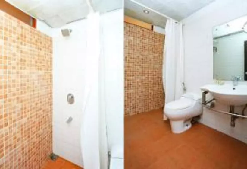 Fotos del hotel Capital O 37763 Bright Heritage:  7