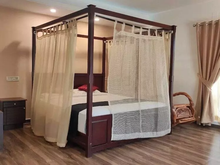 Fotos del hotel Capital O 37763 Bright Heritage:  24