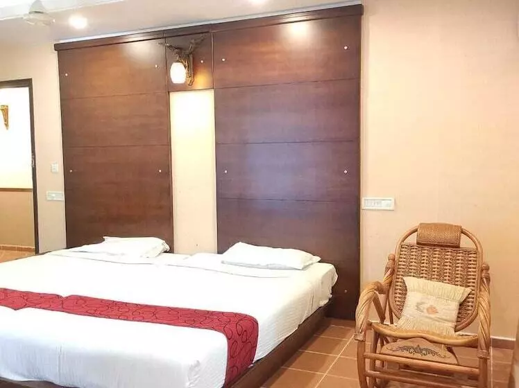 Fotos del hotel Capital O 37763 Bright Heritage:  9