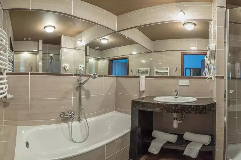 Fotos del hotel Jasek Premium  Wroc?aw:  14