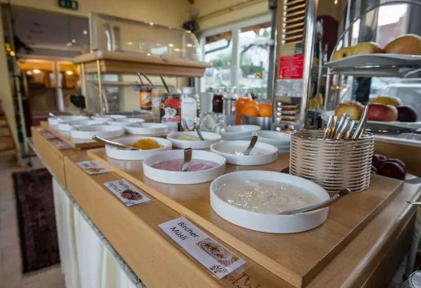 Fotos del hotel Der Marienhof Hotel Garni:  25