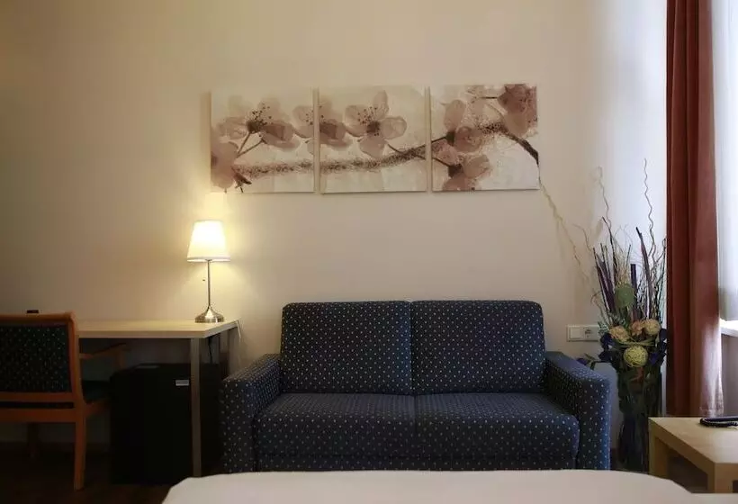 Fotos del hotel Weidenhof:  9