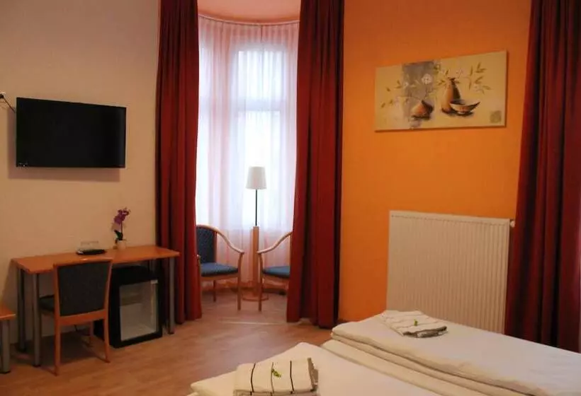 Fotos del hotel Weidenhof:  2